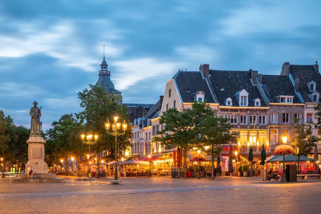 Maastricht: Ontdek de Tijdloze Charme en Verkenning van een Nederlandse Stad