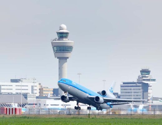 Slim Reizen naar Eindhoven: Tips voor het Vinden van Goedkope Vliegtickets